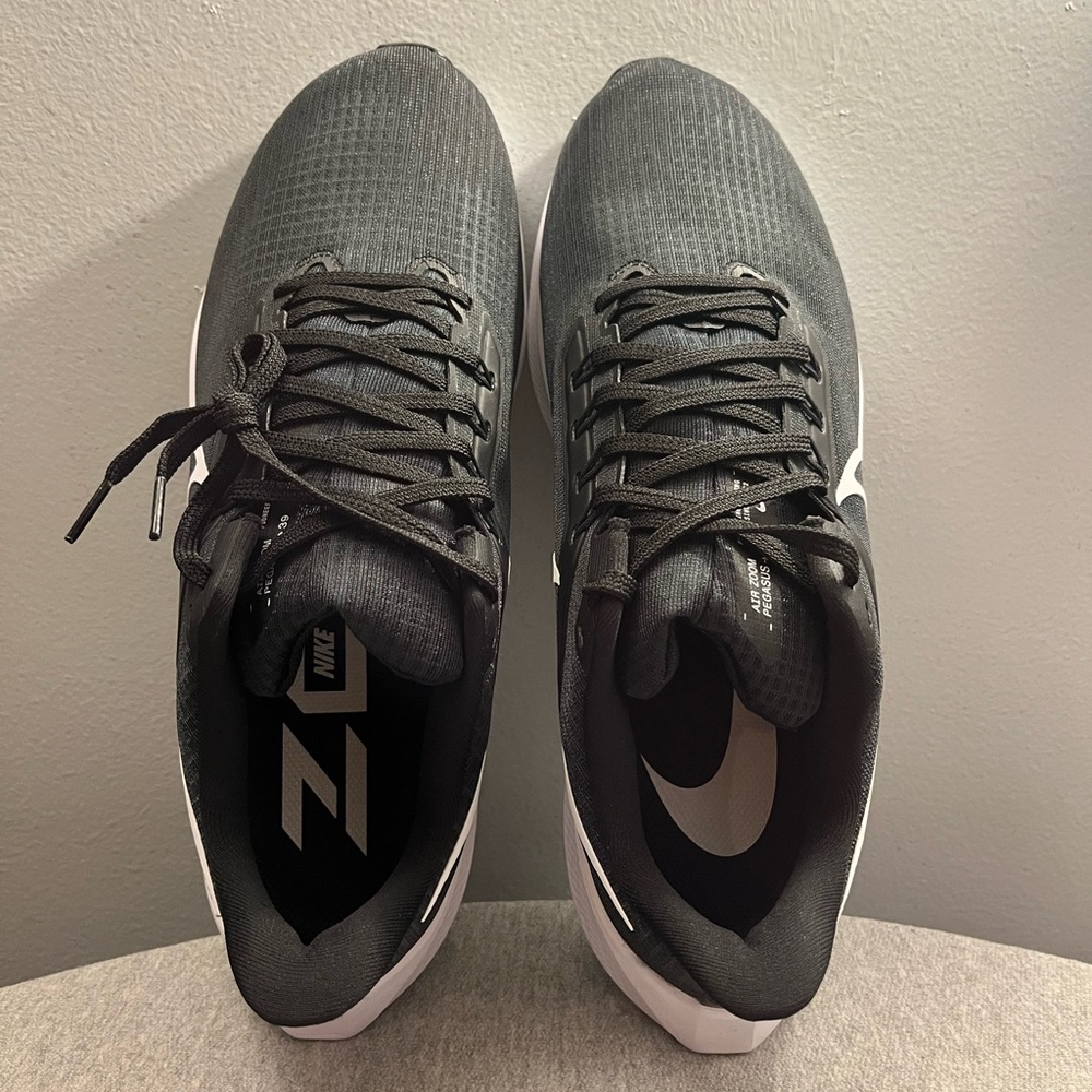 Nike Air Zoom Pegasus 39 Black White Running Men's Shoe Size 11 DH4071-001 - Picture 9 of 11